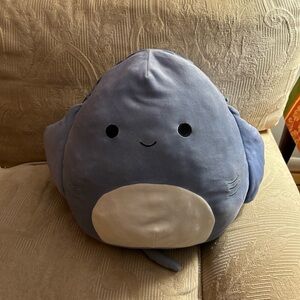 Squishmallow Kellytoy King the Stingray